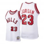 Camiseta Chicago Bulls Michael Jordan #23 Hardwood Classics 1984-85 Blanco