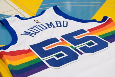¡Raro! La camiseta retro que solo apareció una y otra vez: Denve