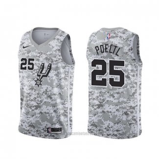 Camiseta San Antonio Spurs Jakob Poeltl #25 Earned Camuflaje