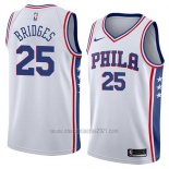 Camiseta Philadelphia 76ers Mikal Bridges #25 Association 2018 Blanco