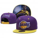 Gorra Los Angeles Lakers Kobe Bryant 9FIFTY Snapback Violeta