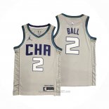 Camiseta Charlotte Hornets LaMelo Ball #2 Ciudad Edition Gris
