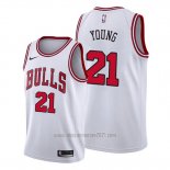 Camiseta Chicago Bulls Thaddeus Young #21 Association Blanco