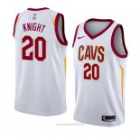 Camiseta Cleveland Cavaliers Brandon Knight #20 Association 2018 Blanco