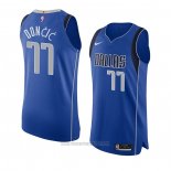 Camiseta Dallas Mavericks Luka Doncic #77 Icon Autentico Azul