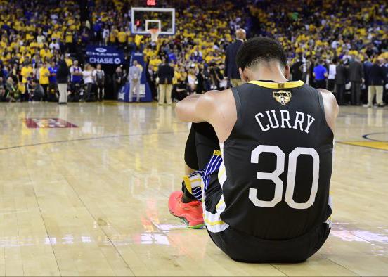 Camiseta Golden State Warriors Stephen Curry #30 Statement 2017-18 Negro